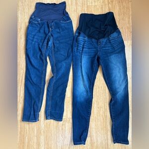 Pair of Maternity Jeans - women’s size small / 6 Isabel maternity & old navy